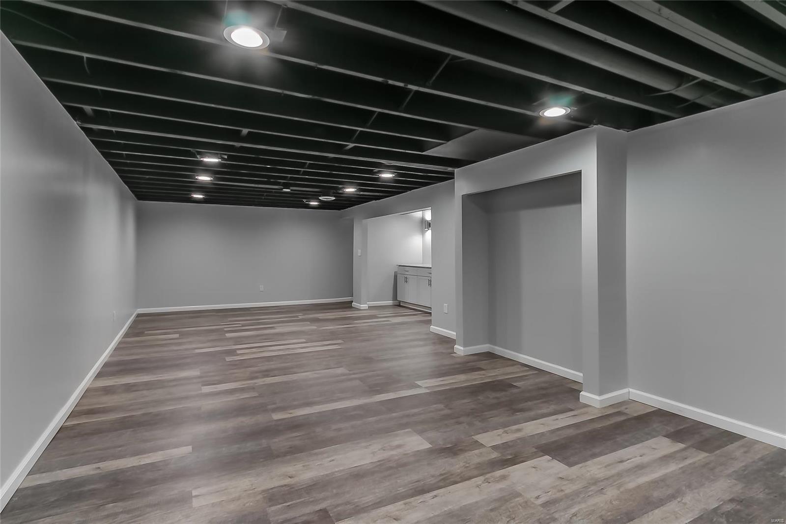 Hathaway Manor - Residential