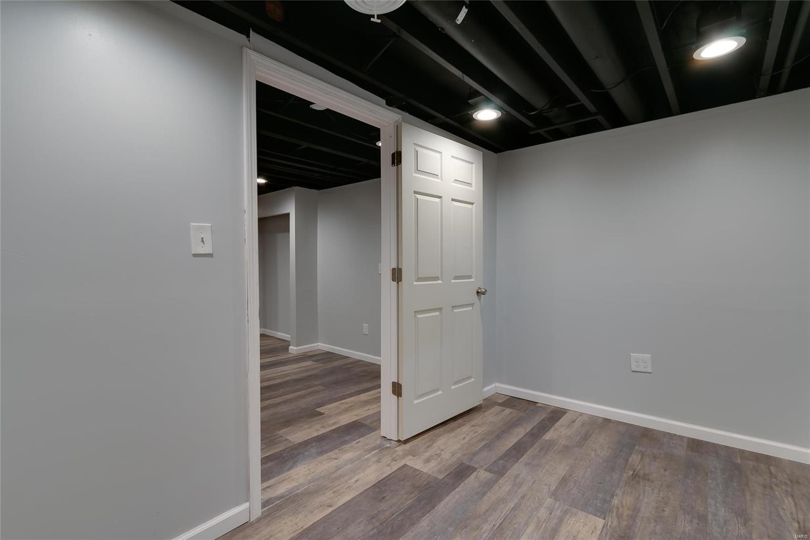 Hathaway Manor - Residential