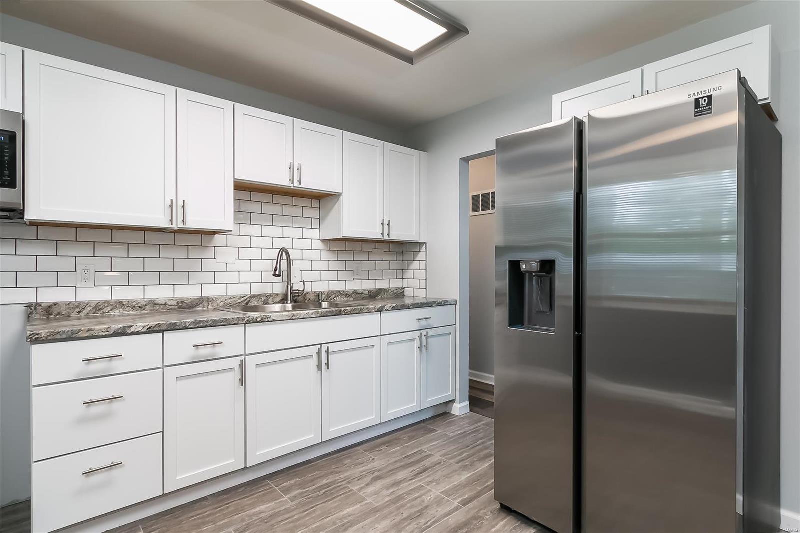 Hathaway Manor - Residential