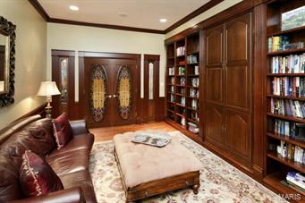 Huntleigh Manor - Residential