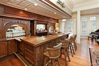 Huntleigh Manor - Residential