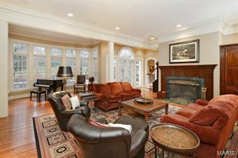 Huntleigh Manor - Residential