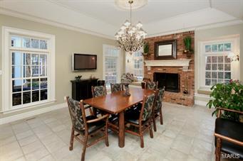 Huntleigh Manor - Residential