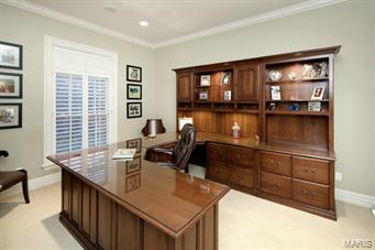 Huntleigh Manor - Residential