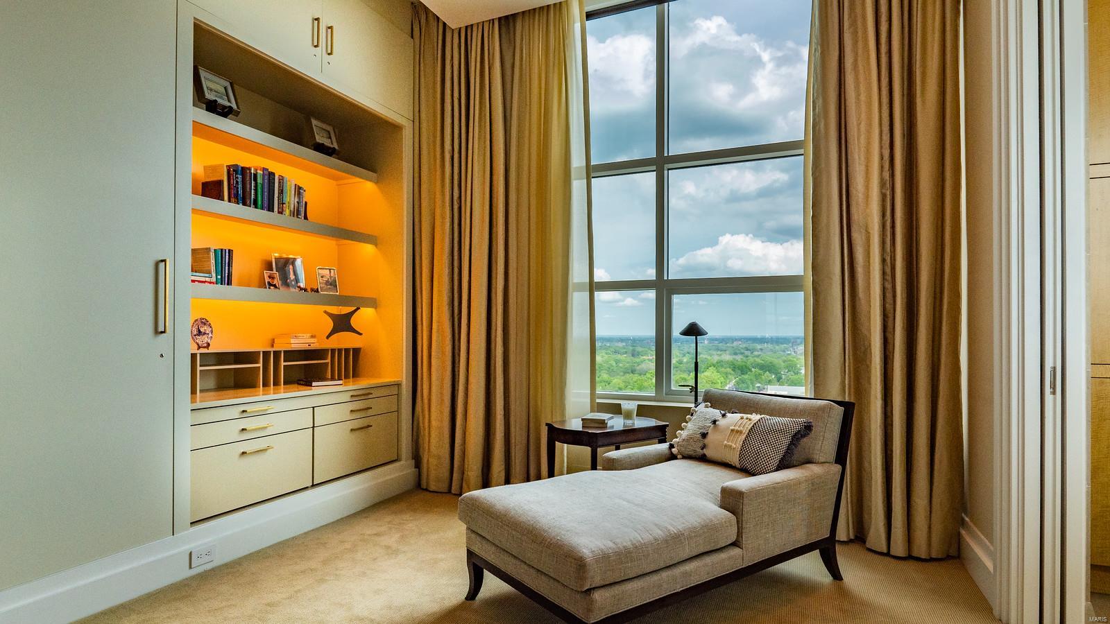 Maryland Walk A Condo - Residential