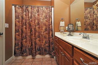 Cinque Hommes Add - Residential