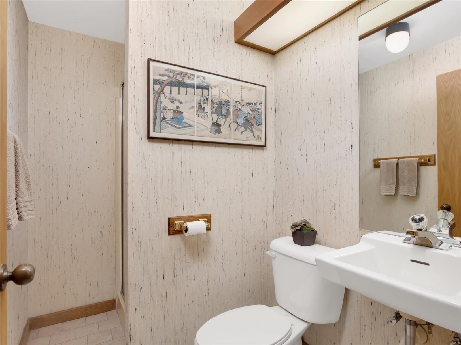 Central Pointe Condo - Residential