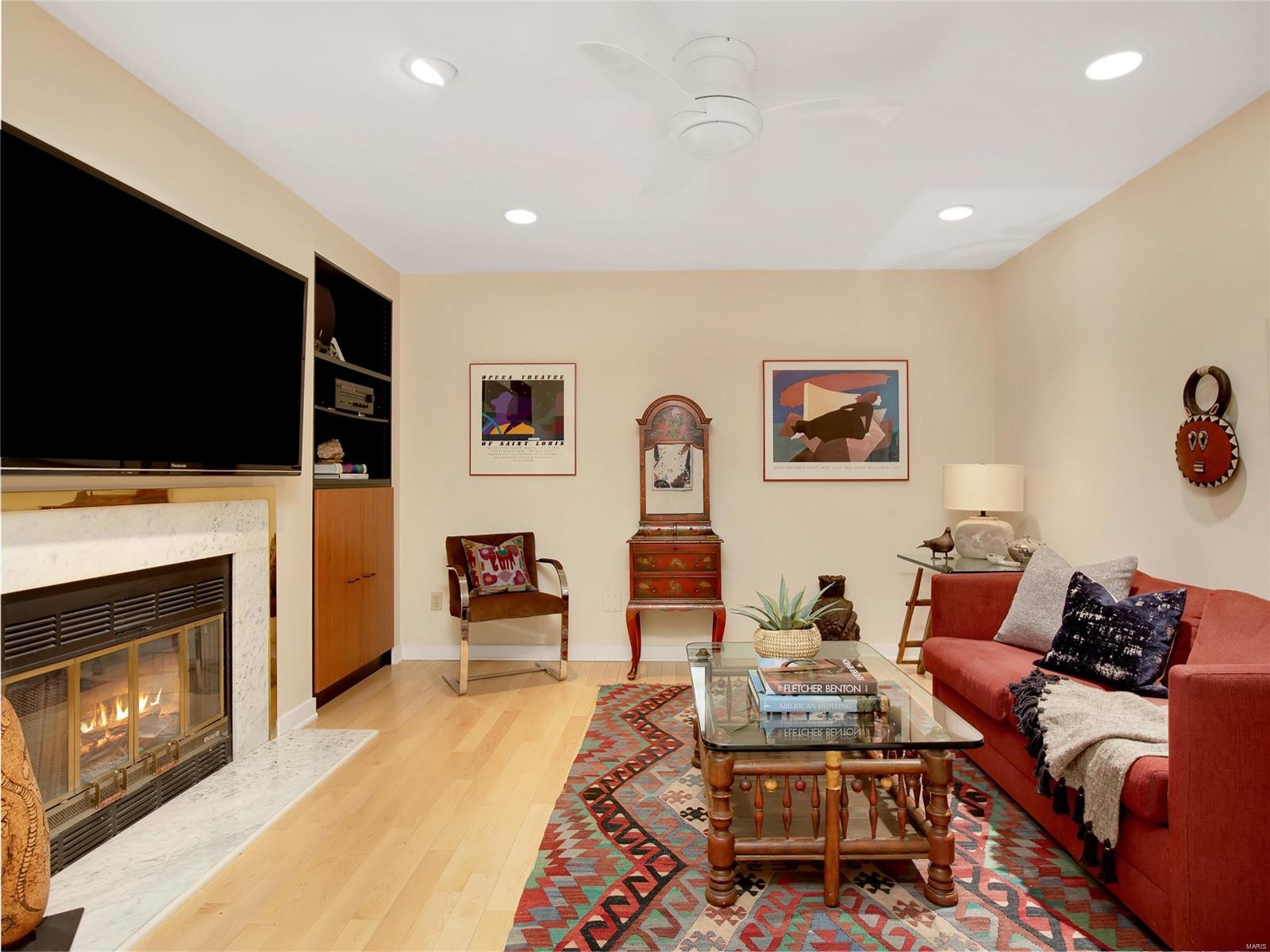 Central Pointe Condo - Residential