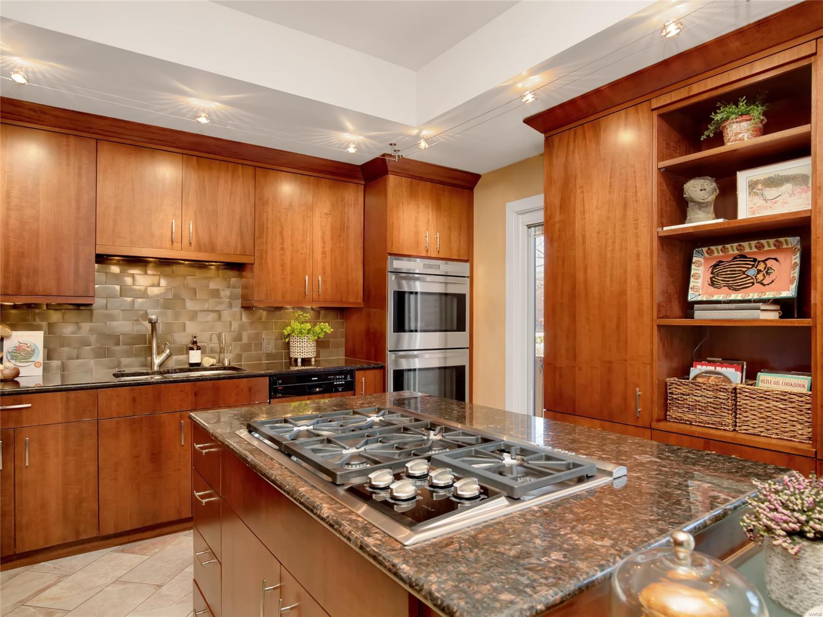 Central Pointe Condo - Residential