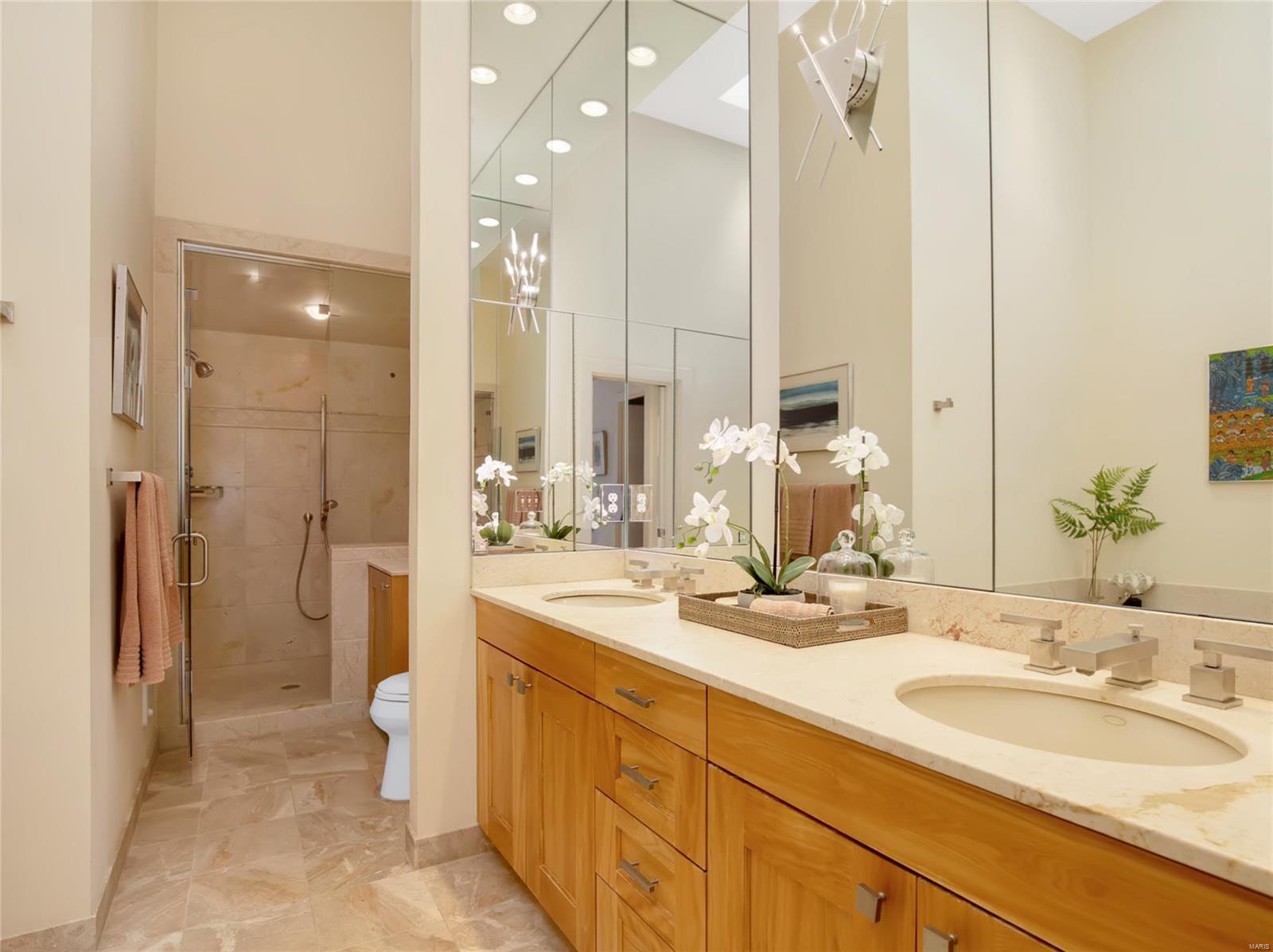 Central Pointe Condo - Residential