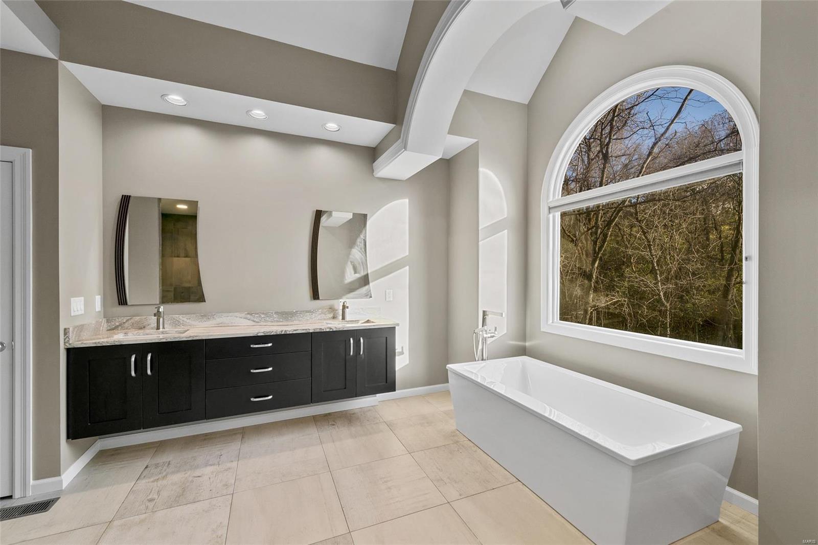 Topping Woods Estates - Residential