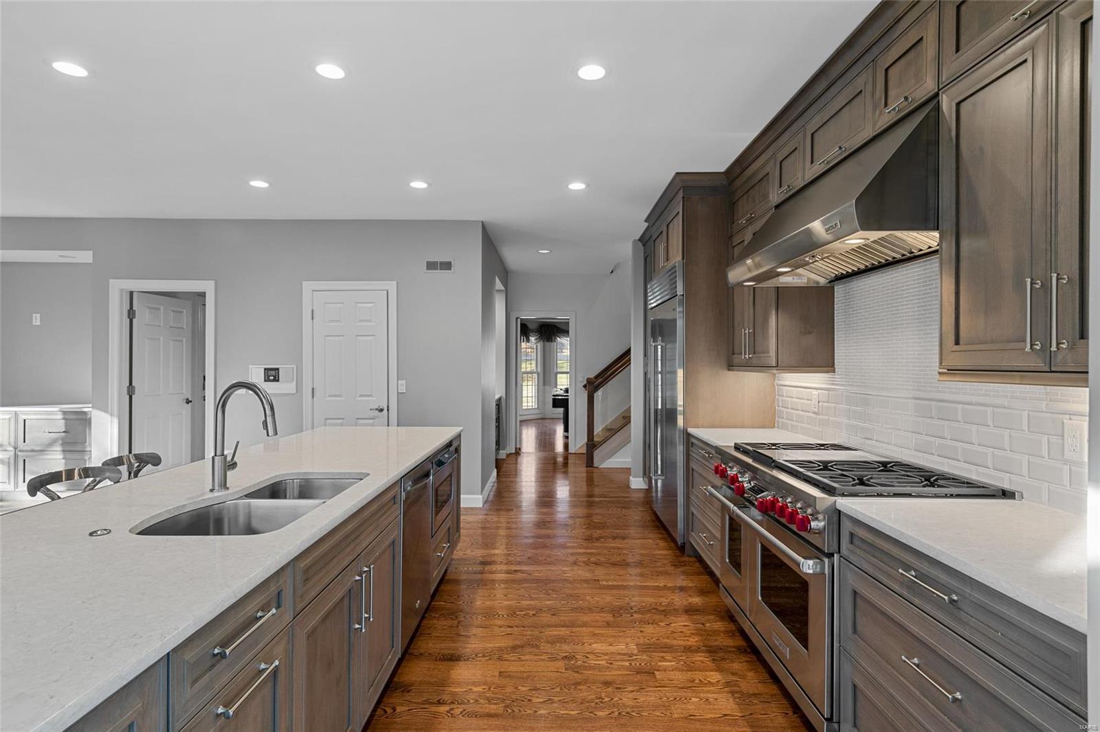 Topping Woods Estates - Residential