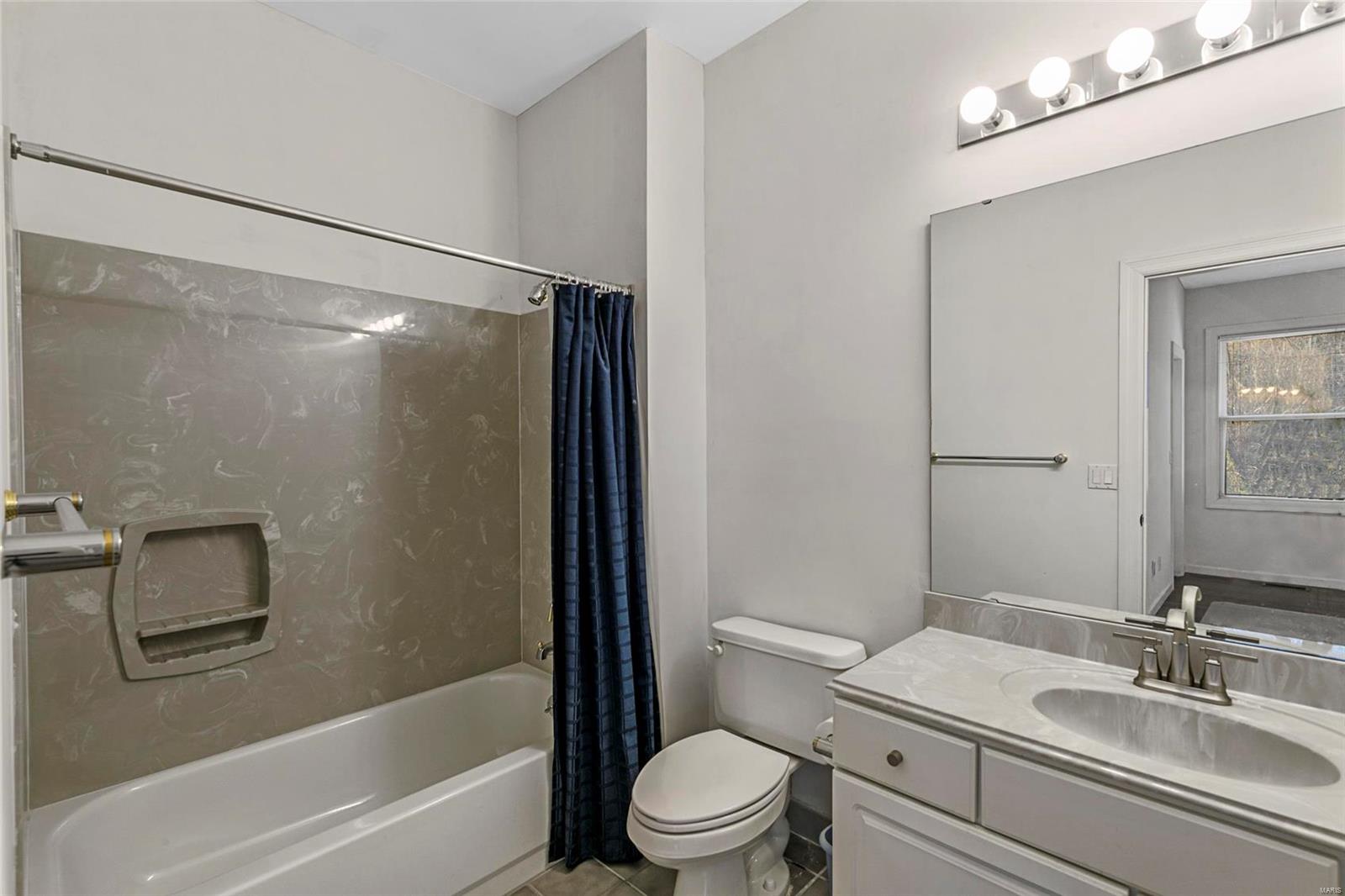 Topping Woods Estates - Residential