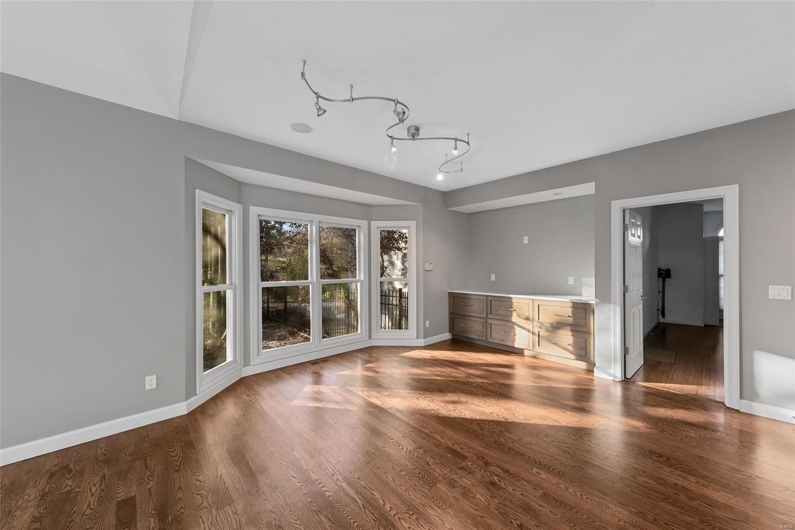 Topping Woods Estates - Residential