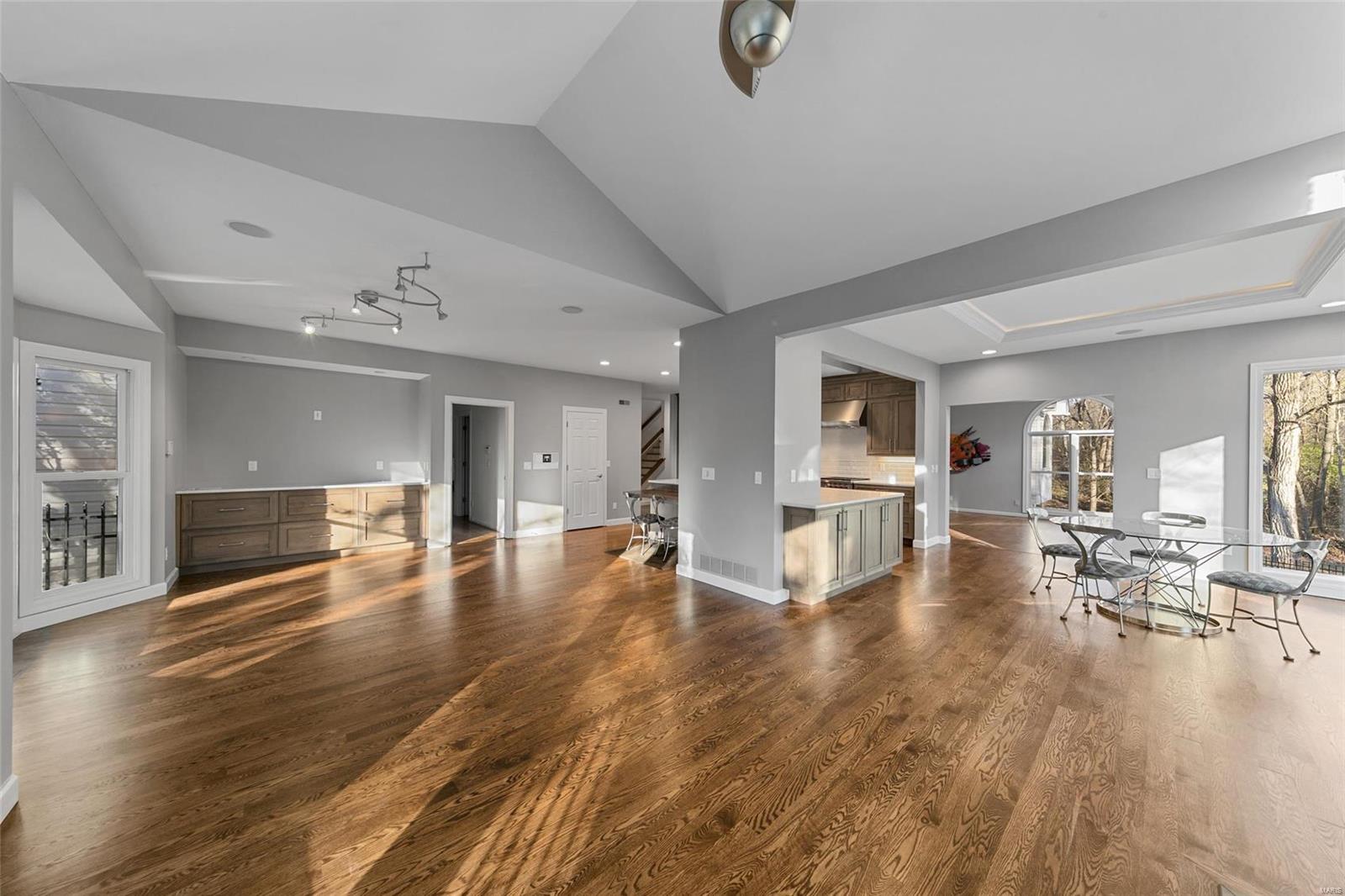 Topping Woods Estates - Residential