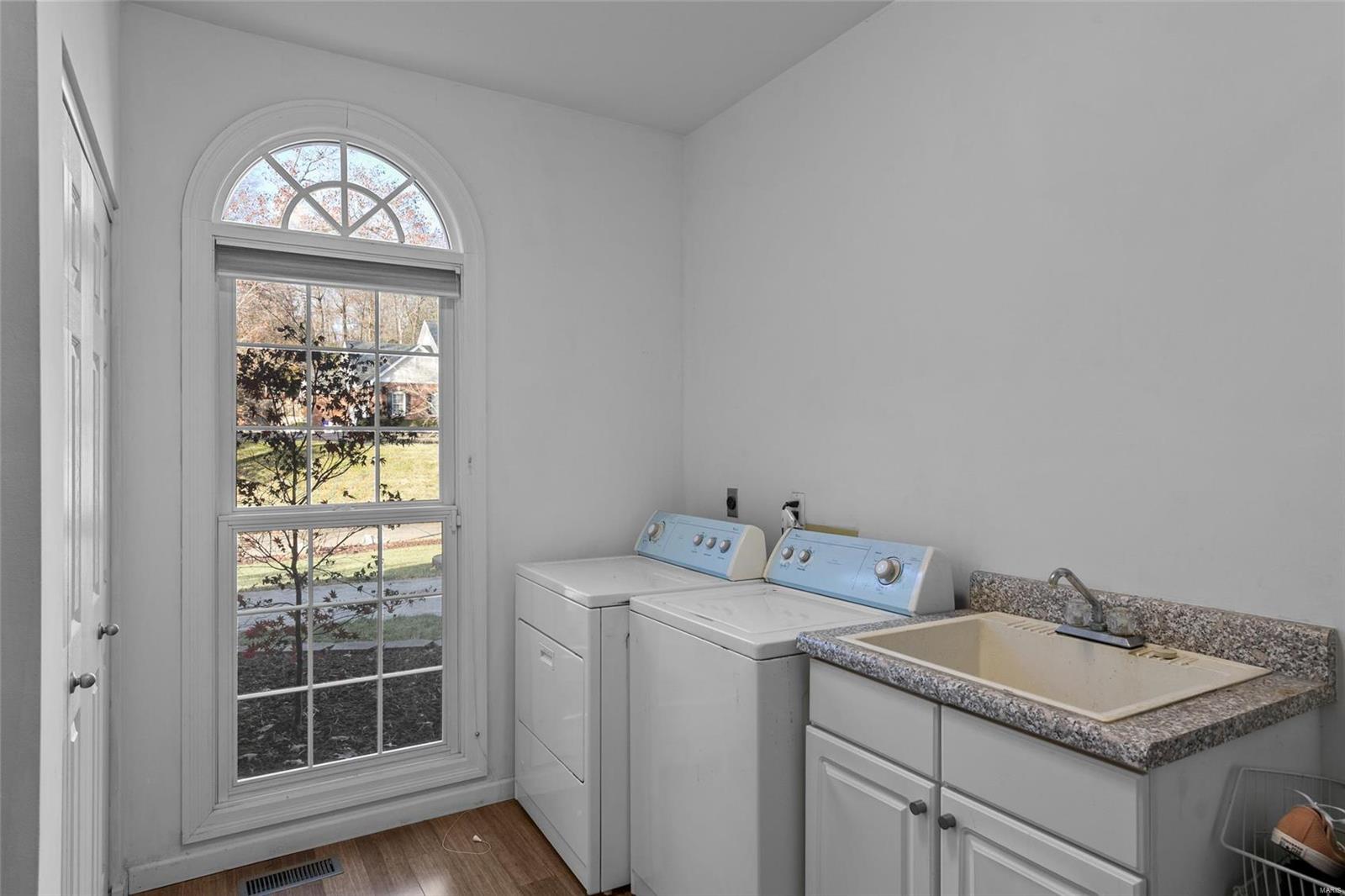 Topping Woods Estates - Residential