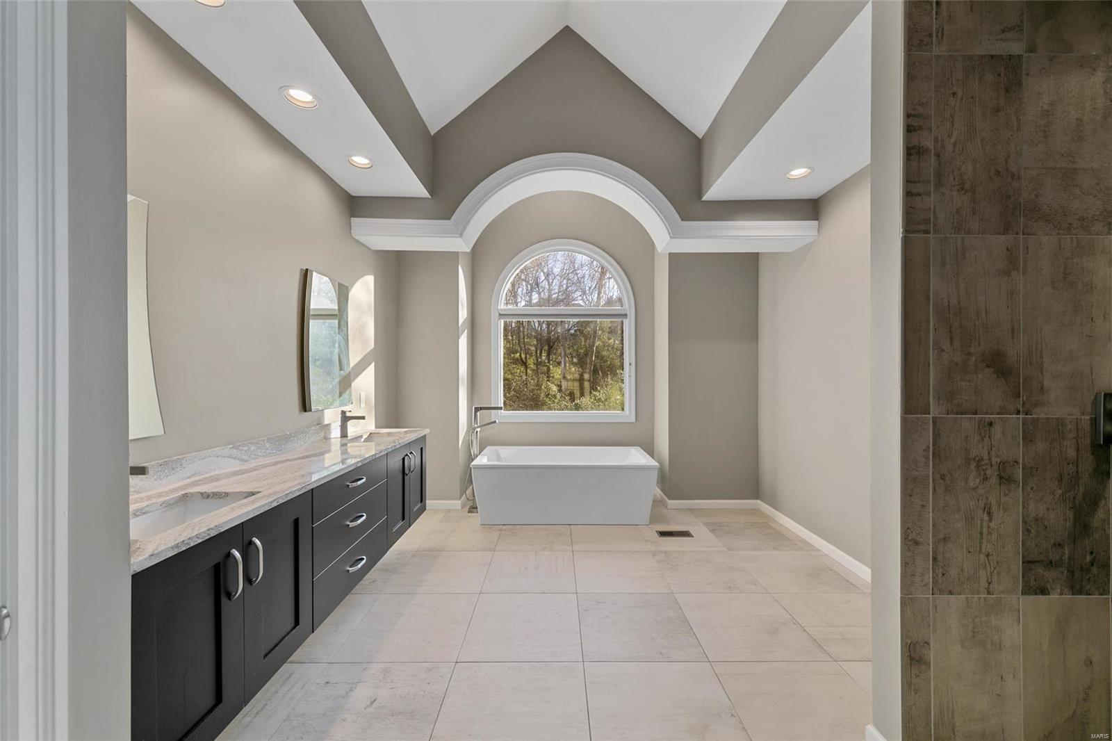 Topping Woods Estates - Residential