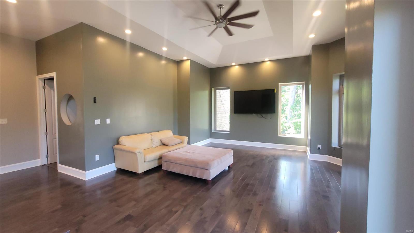 Fleur Du Bois - Residential