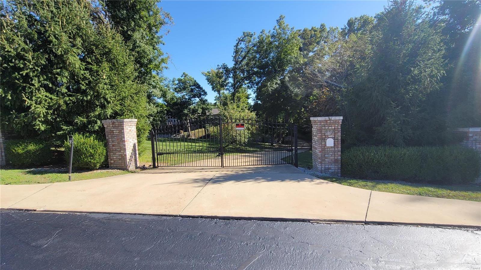 Fleur Du Bois - Residential