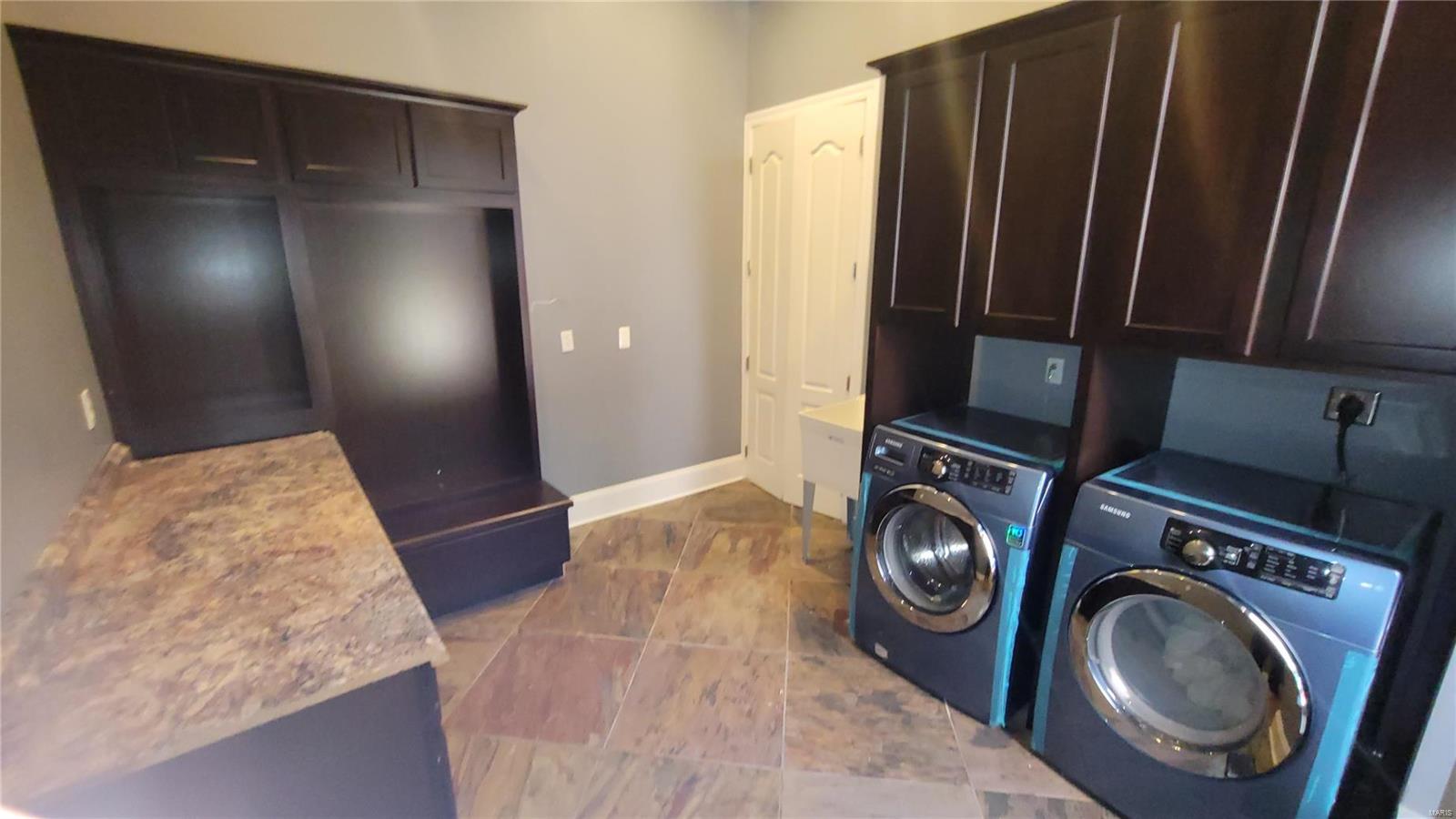 Fleur Du Bois - Residential