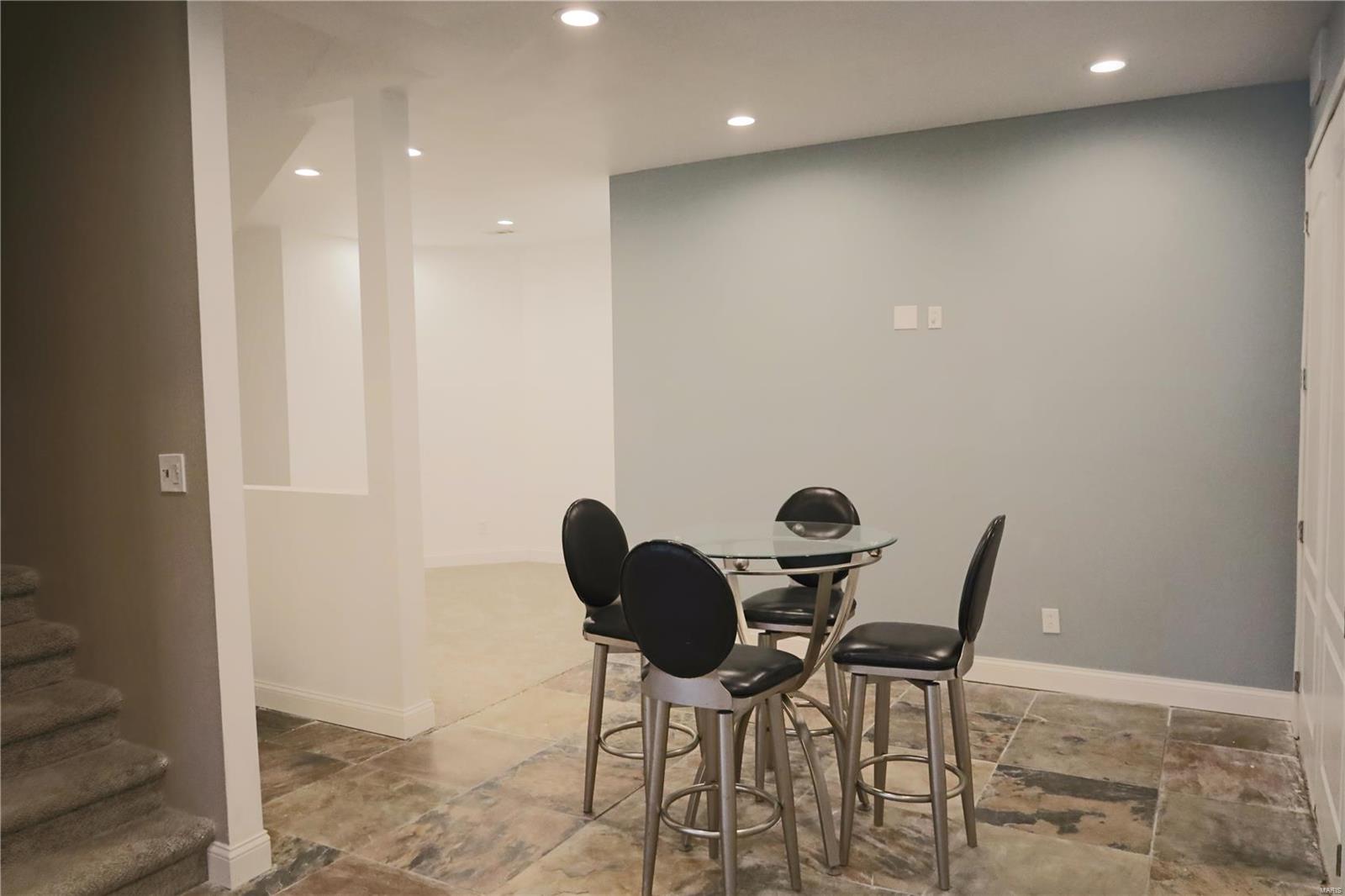 Fleur Du Bois - Residential