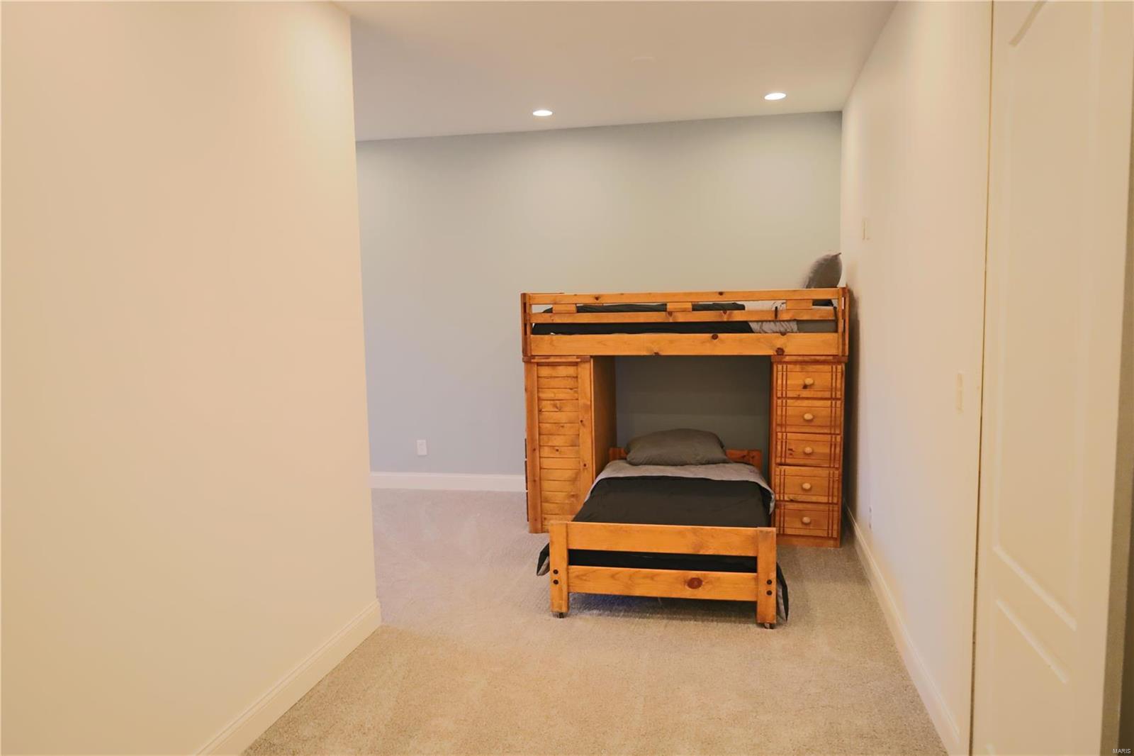 Fleur Du Bois - Residential