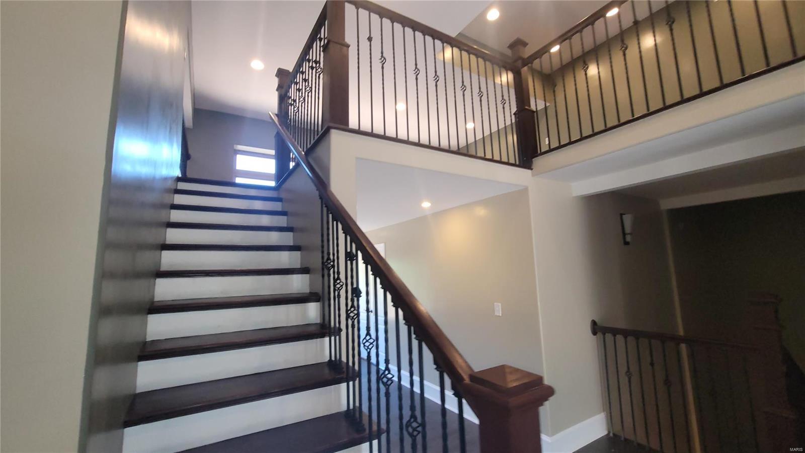 Fleur Du Bois - Residential