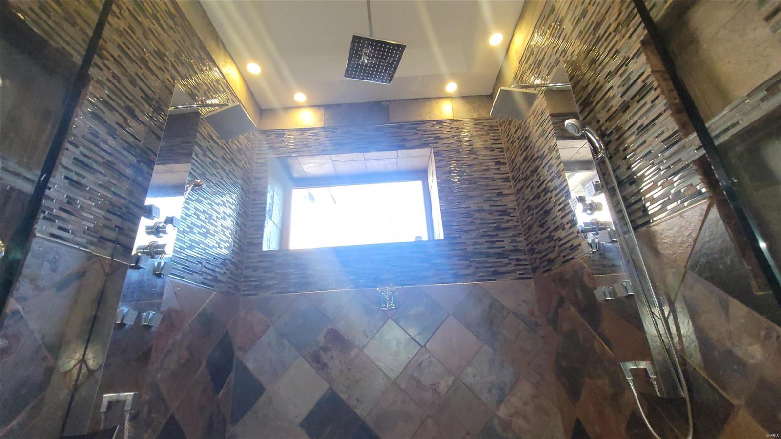 Fleur Du Bois - Residential