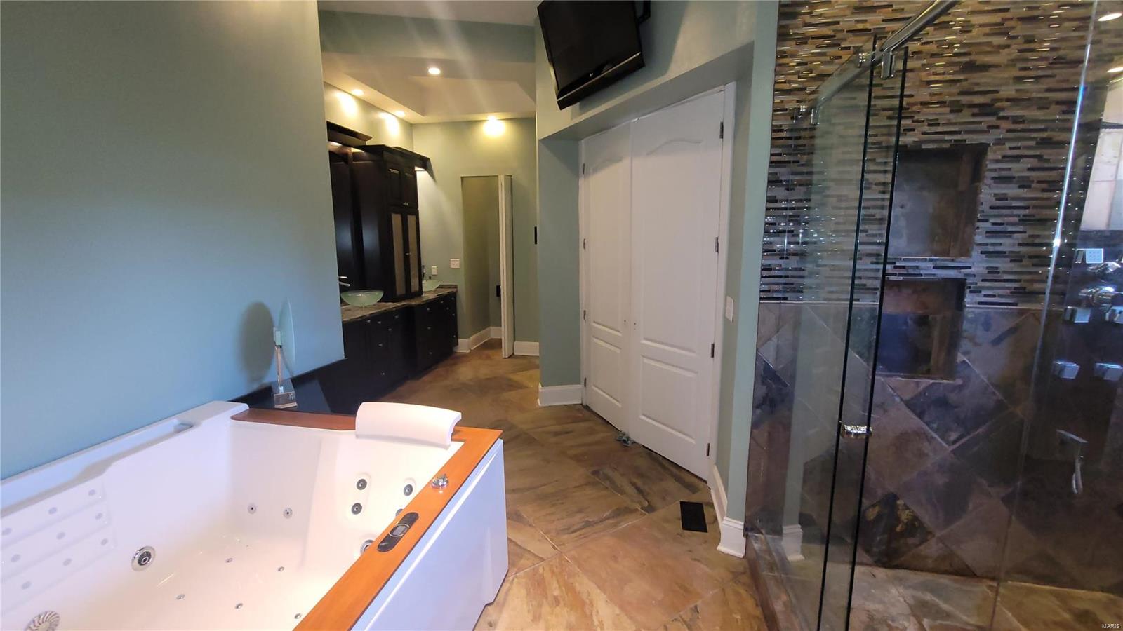 Fleur Du Bois - Residential