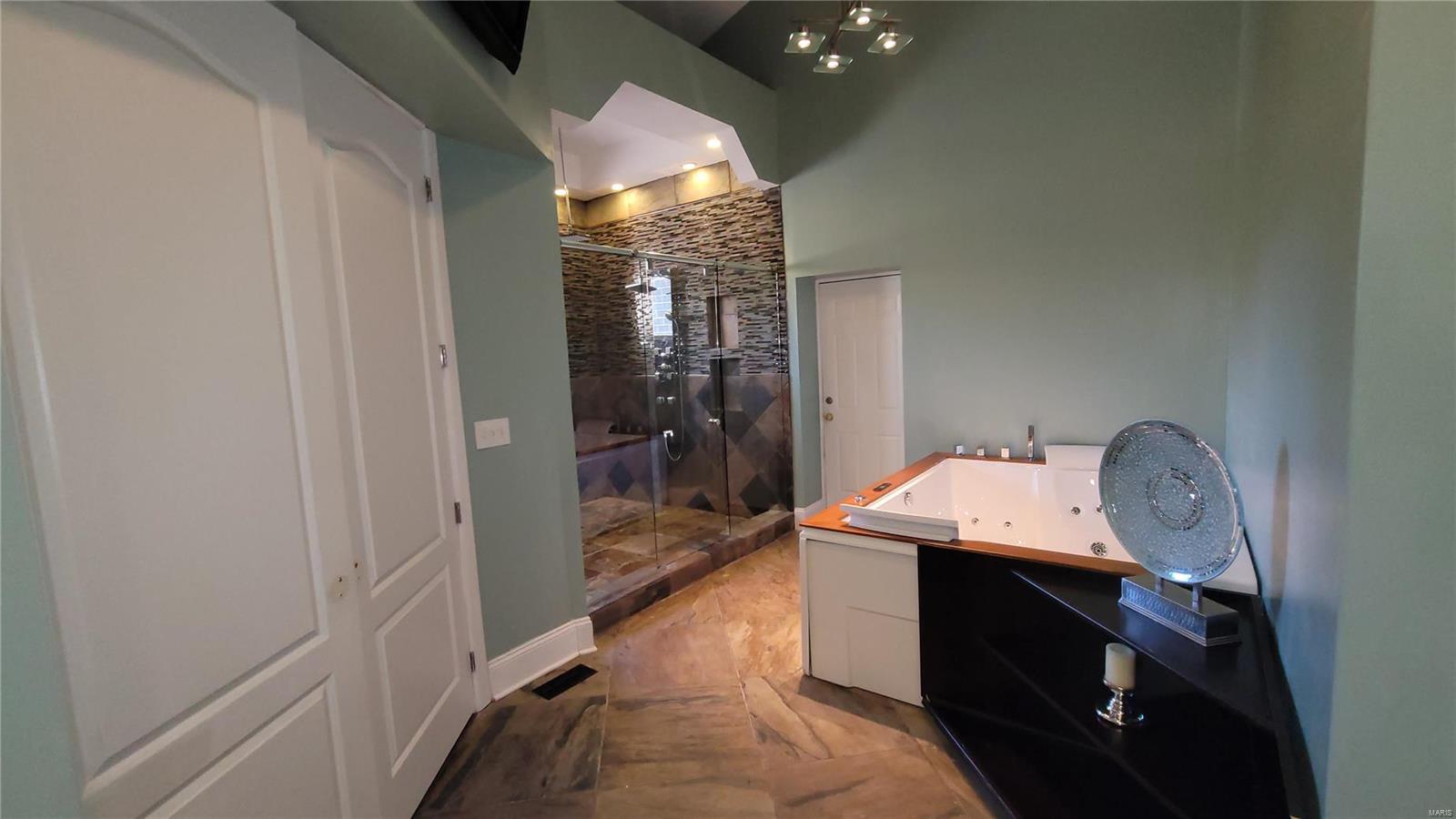 Fleur Du Bois - Residential