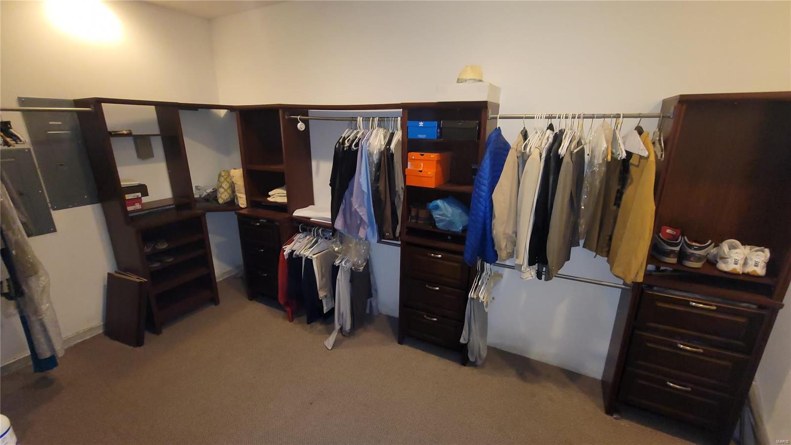 Fleur Du Bois - Residential