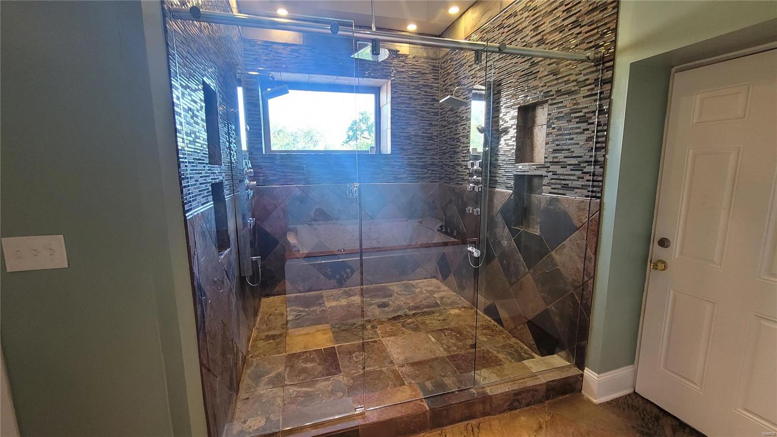 Fleur Du Bois - Residential