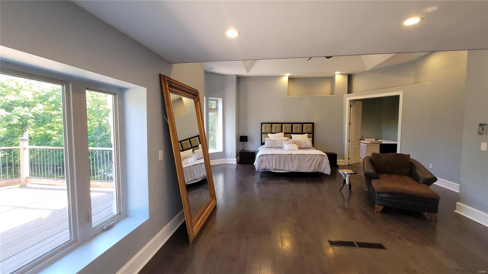 Fleur Du Bois - Residential