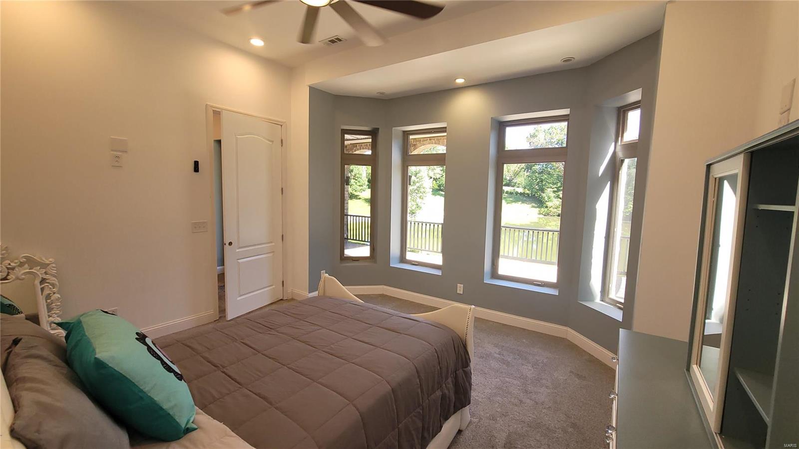 Fleur Du Bois - Residential