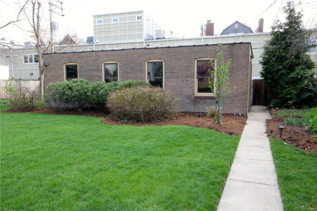 Pershing Place - Residential