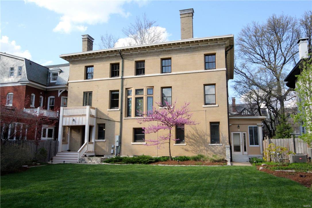 Pershing Place - Residential