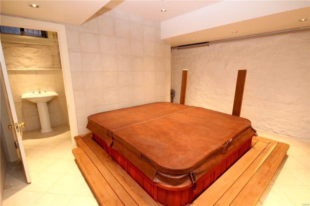 Pershing Place - Residential