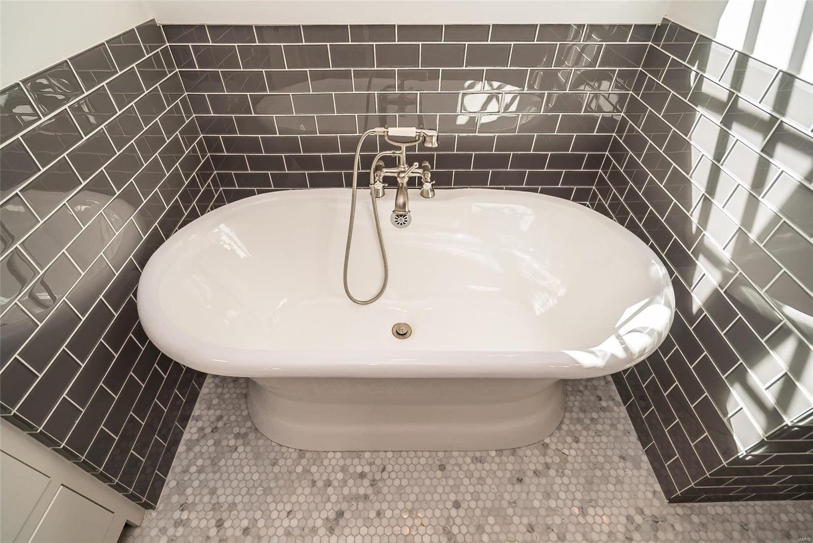 Forsyth Place - Residential