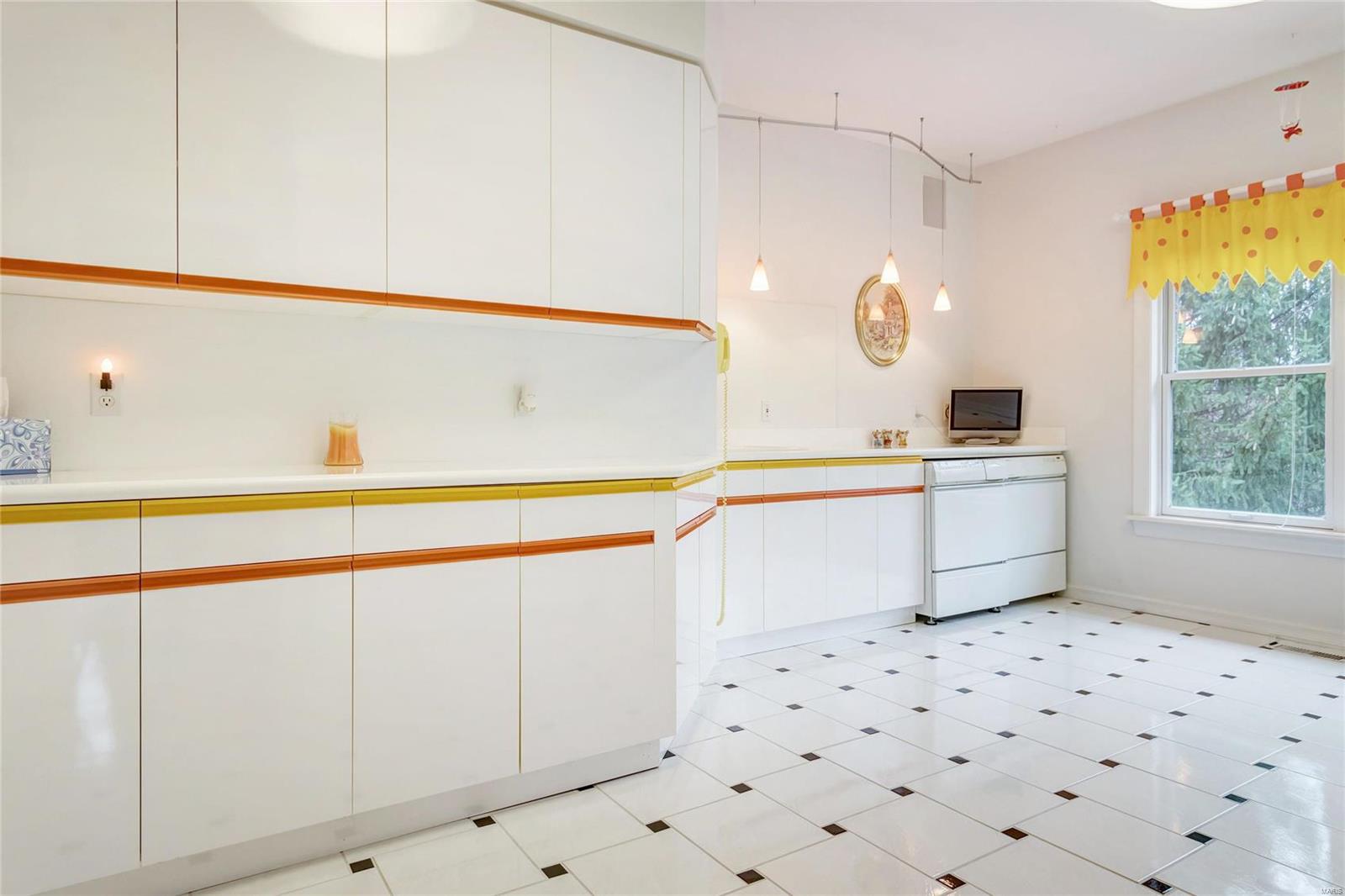 Ridge Creek Estate - Residential