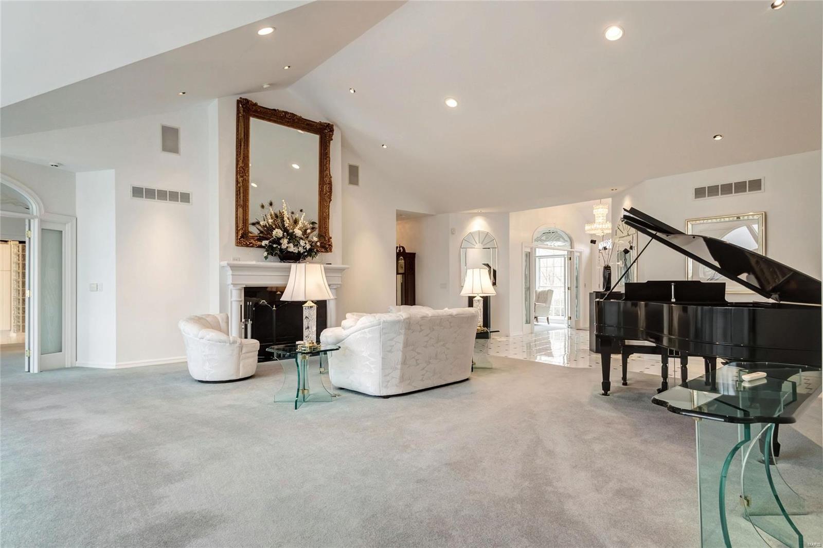 Ridge Creek Estate - Residential