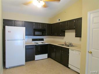 Country Stone Manor Condo 3 - Residential