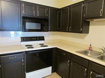 Country Stone Manor Condo 3 - Residential