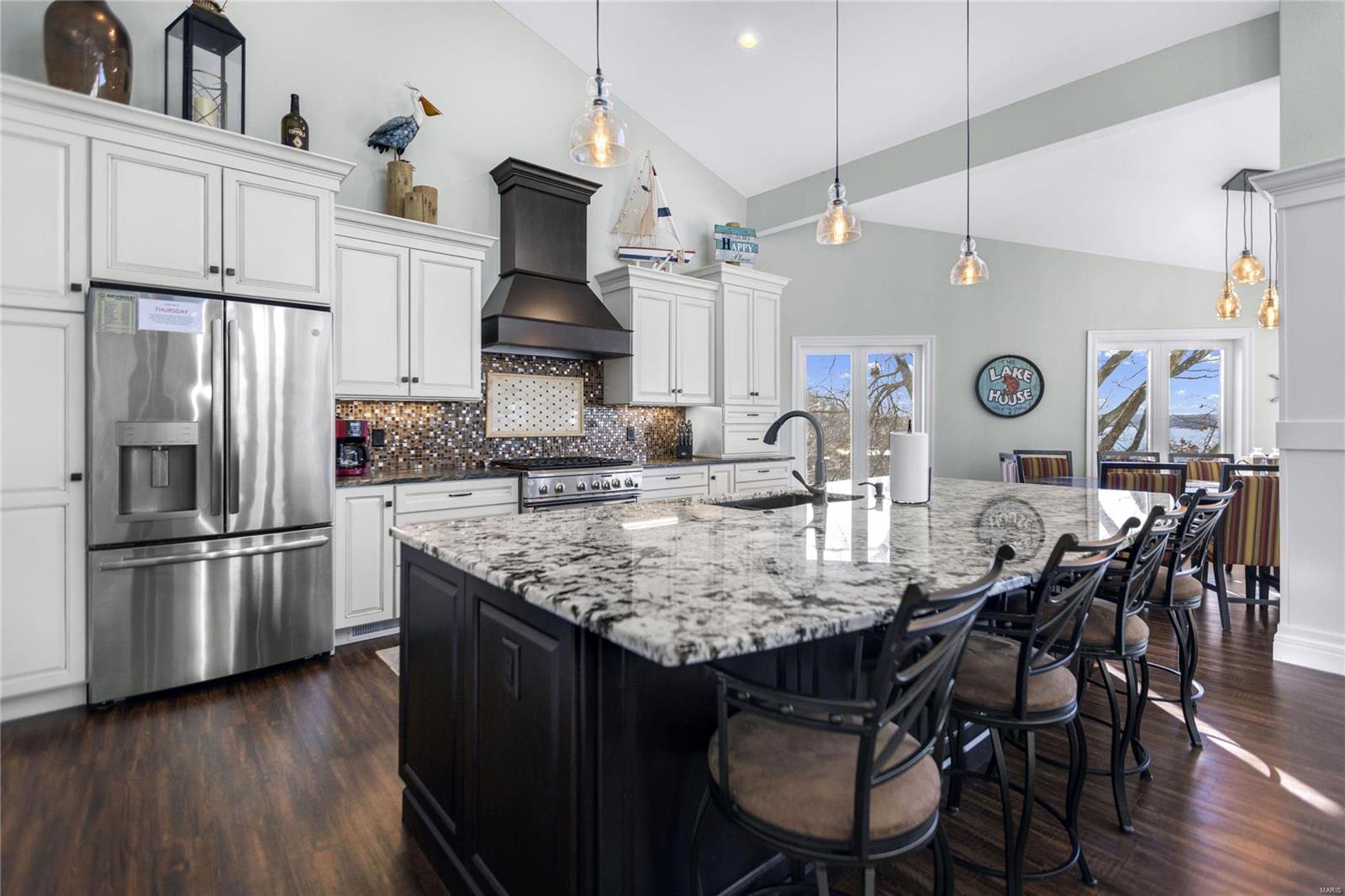 Imperial Point - Residential