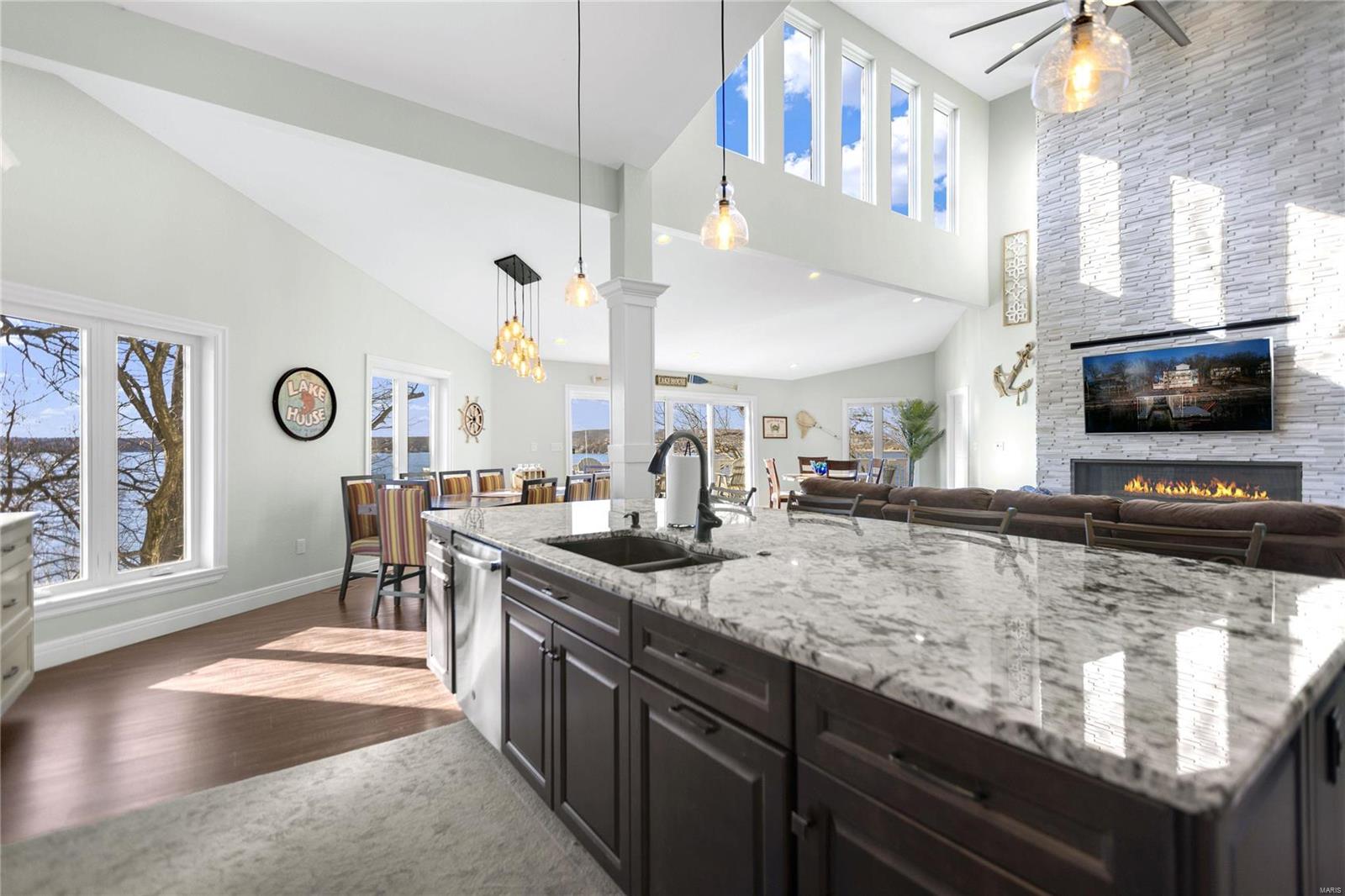 Imperial Point - Residential