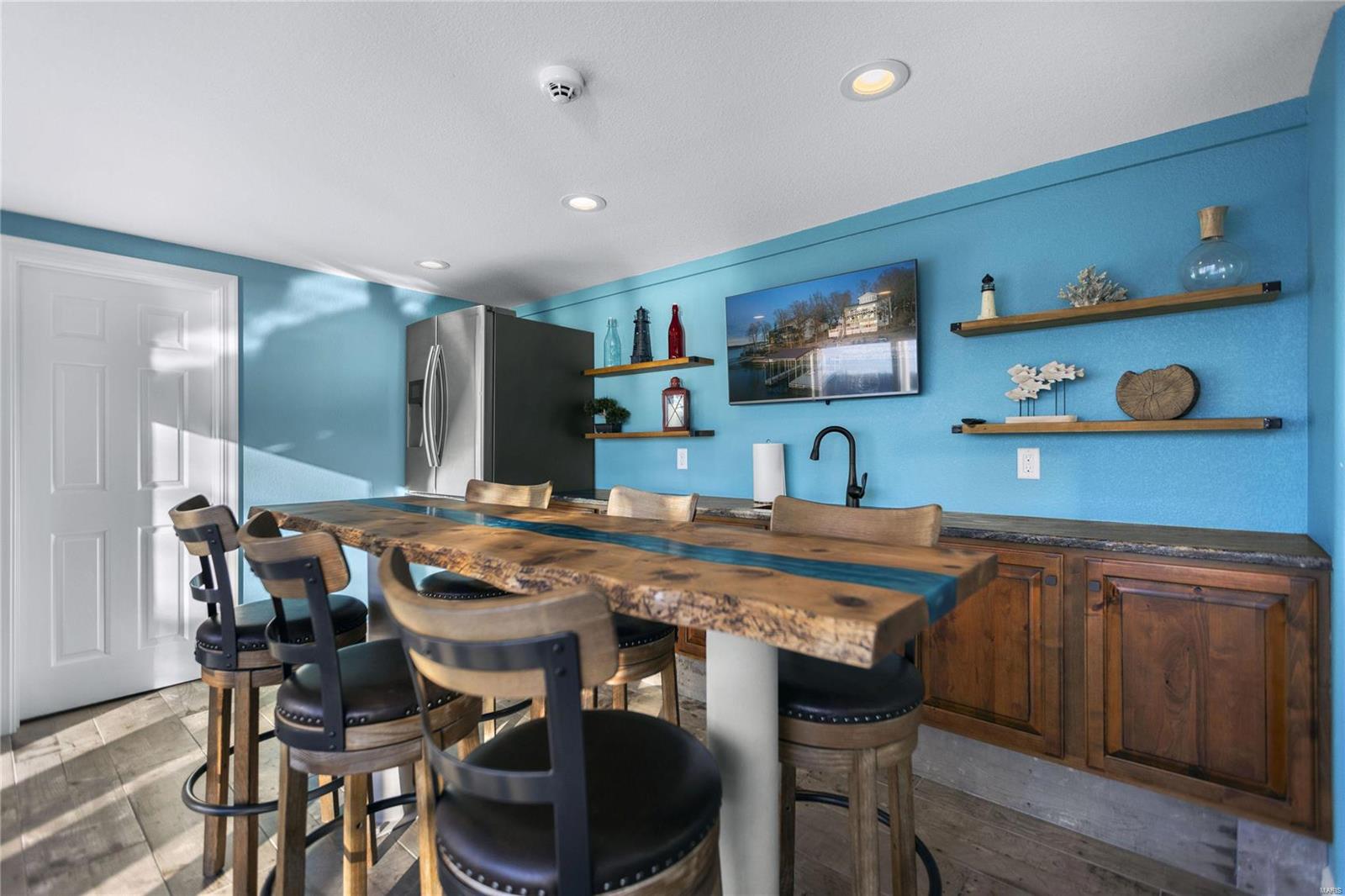 Imperial Point - Residential