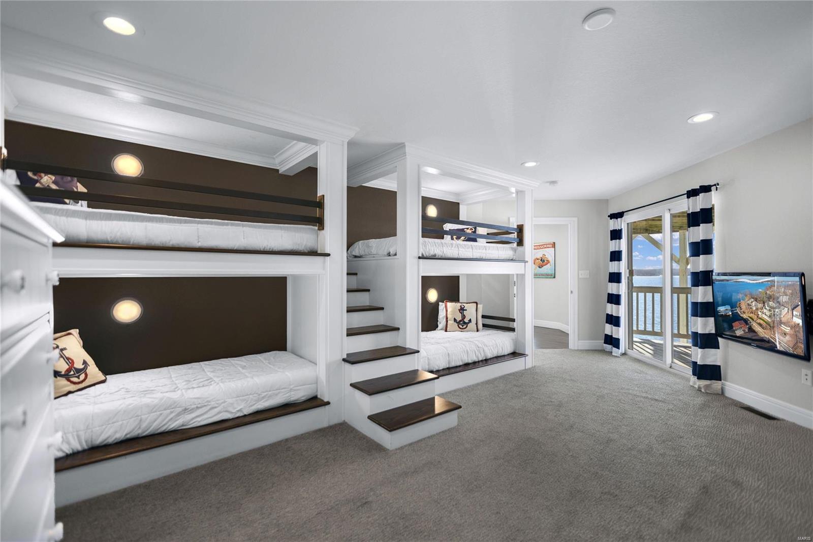 Imperial Point - Residential