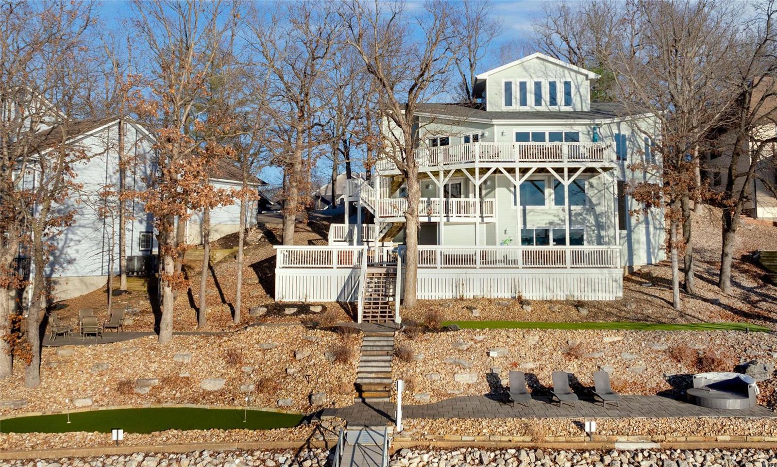 Imperial Point - Residential