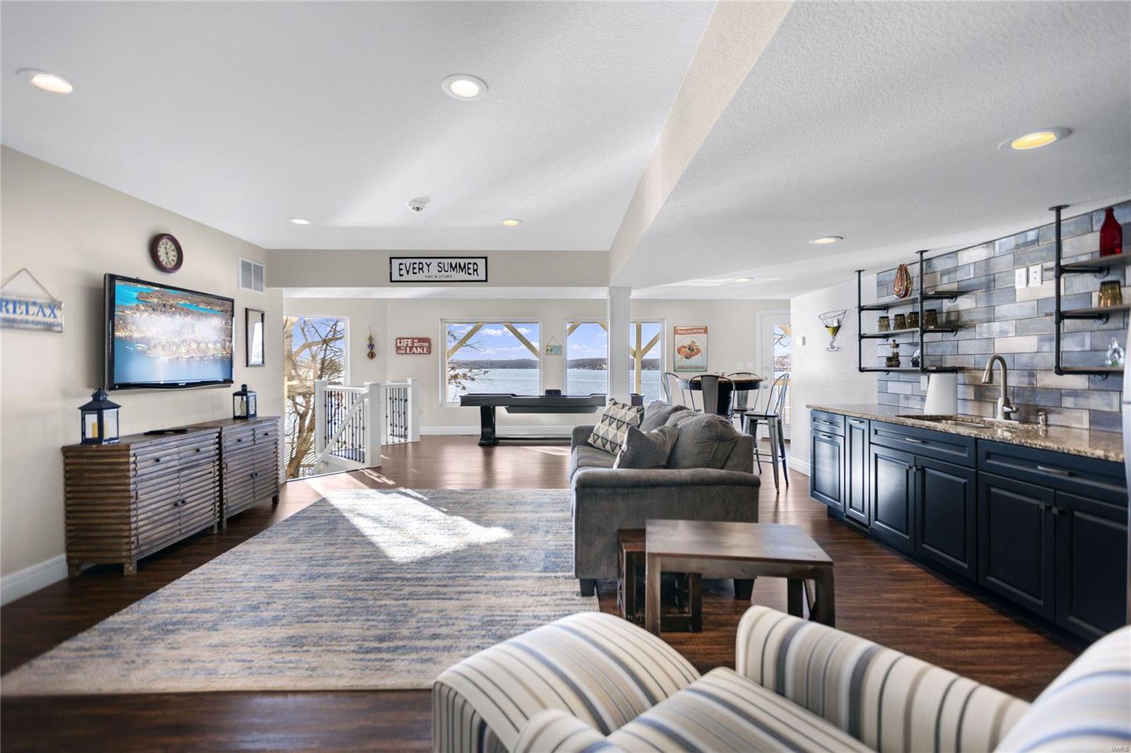 Imperial Point - Residential