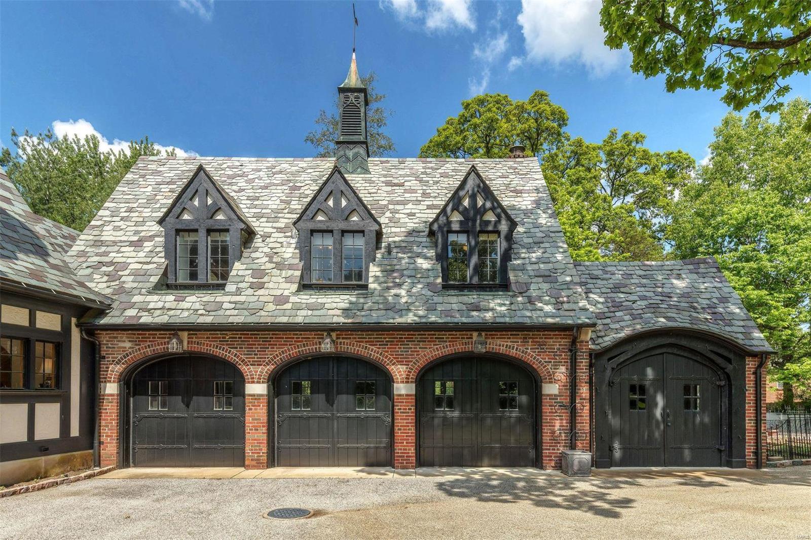 Brentmoor Park - Residential