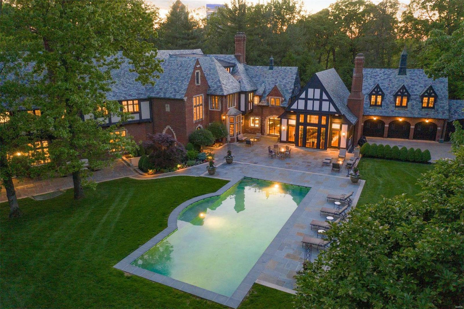 Brentmoor Park - Residential